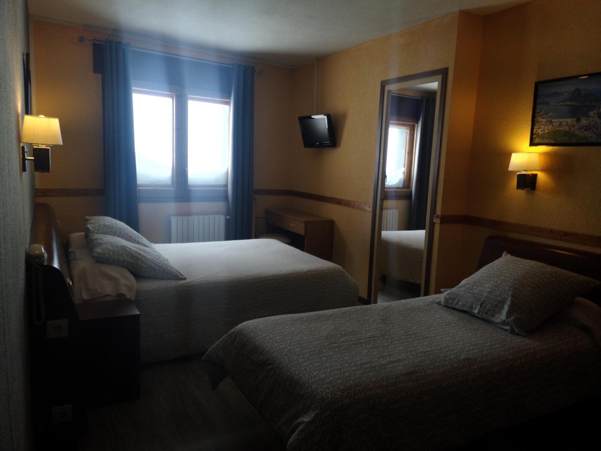 Hotel Copacabana Pas De La Casa Kültér fotó